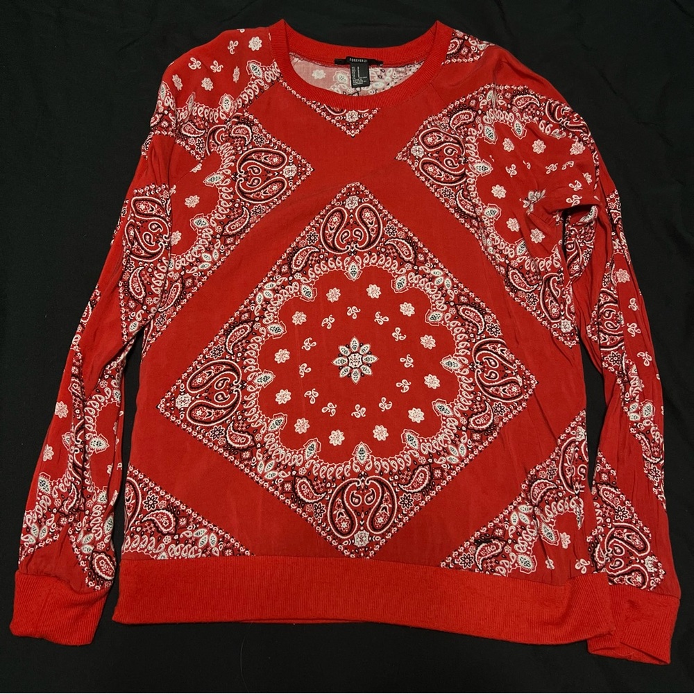 Long sleeve top/sweater